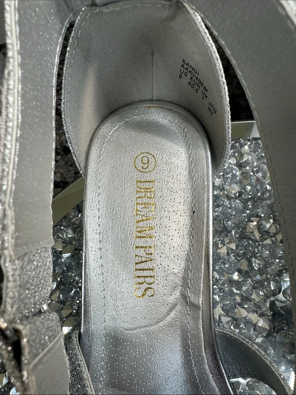 Dream Pairs Silver Glitter Strappy Wedge Sandals EUC 9